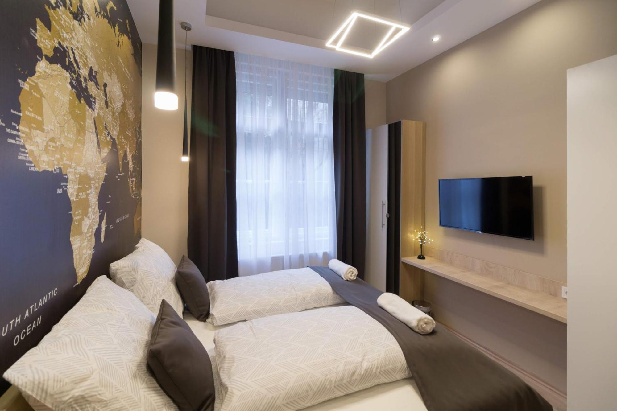 Exlcusive & City Central Located Suite By Prestige Homes Budapest Extérieur photo