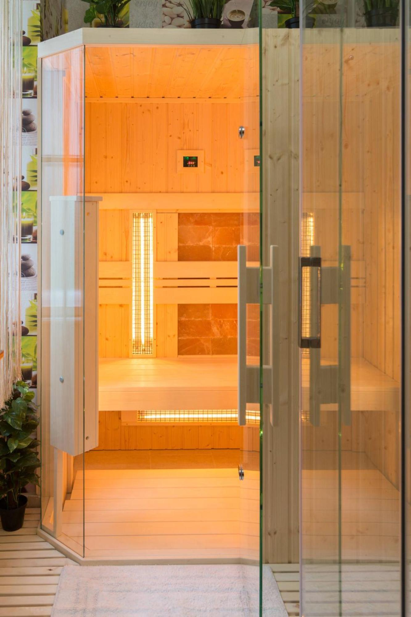 Exlcusive & City Central Located Suite By Prestige Homes Budapest Extérieur photo