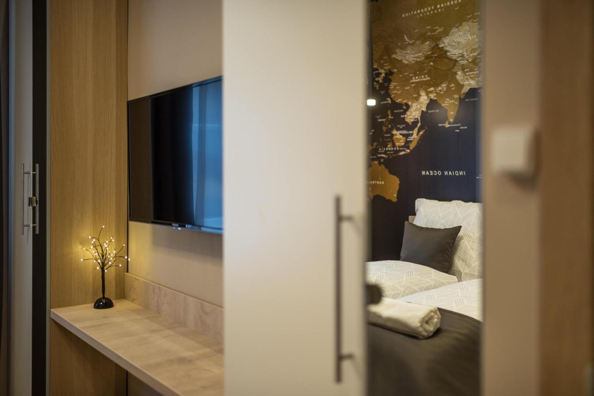 Exlcusive & City Central Located Suite By Prestige Homes Budapest Extérieur photo